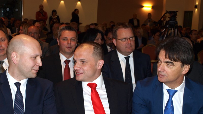 Ministri: Odluka EIB-a o sufinanciranju dubrovačke zračne luke sjajna za Hrvatsku